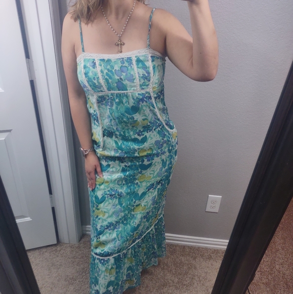 Jessica Simpson Floral Voile Pocket Tiered Maxi S - Picture 4 of 6